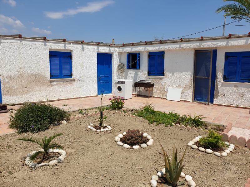 property-img